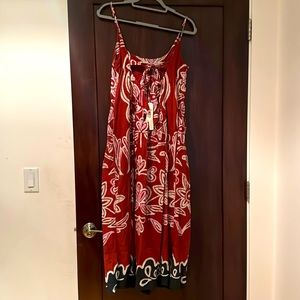 Maxi dress for summer with spaghetti straps.
